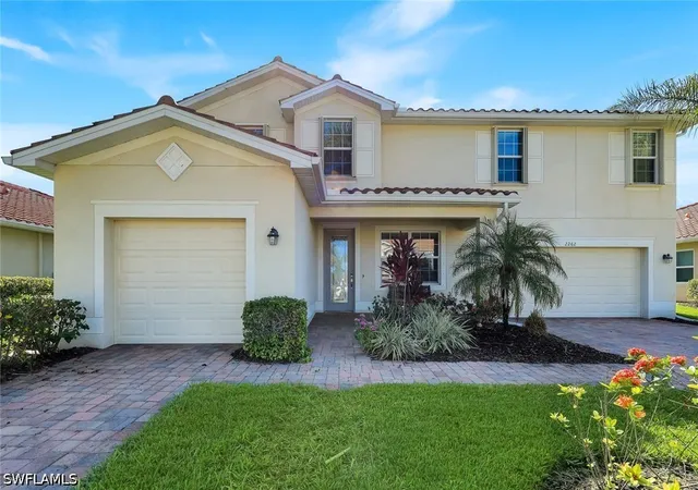 Photo 1 of Single family home for sale at 2262 Vermont Ln, Naples, FL 34120 | MLS# 226022428 | Listing updated on 2026-09-20