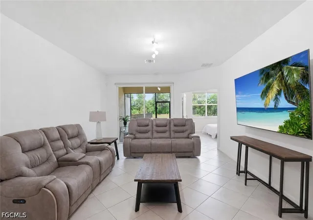 Photo 4 of Townhouse for sale at 1648 Alameda Dr, Naples, FL 34120 | MLS# 2026027719 | Listing updated on 2026-09-16