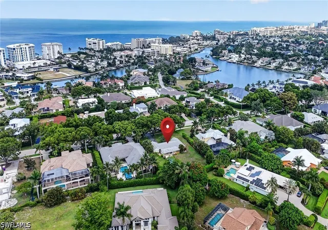 Photo 1 of Single family home for sale at 1608 Crayton Rd, Naples, FL 34102 | MLS# 226023942 | Listing updated on 2026-09-09