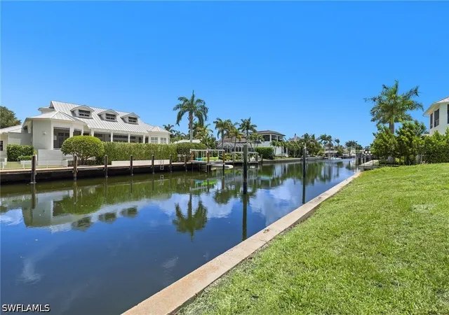 Photo 4 of Land for sale at 555 17th Avenue S, Naples, FL 34102 | MLS# 226024177 | Listing updated on 2026-09-03