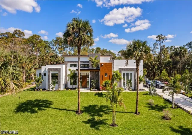 Photo 1 of Single family home for sale at 390 3rd Street Nw, Naples, FL 34120 | MLS# 226024209 | Listing updated on 2026-09-13