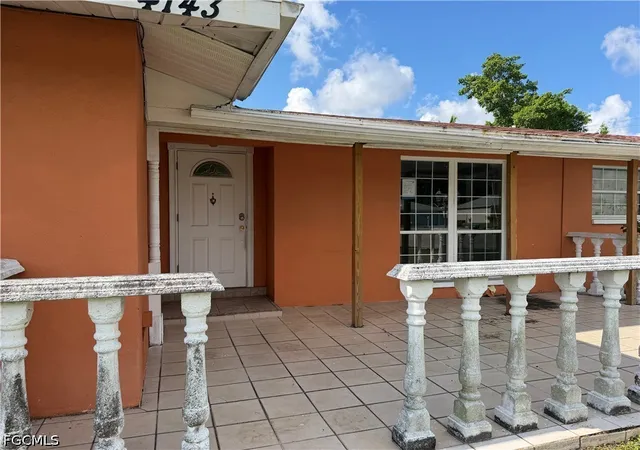 Photo 2 of Sale Pending at 4143 Country Clb Blvd, Cape Coral, FL 33904 | MLS# 2026028034 | Listing updated on 2026-09-03