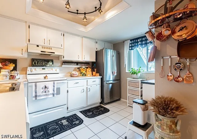 Photo 4 of Condo for sale at 130 Cypress Way E #1, Naples, FL 34110 | MLS# 226024439 | Listing updated on 2026-09-10