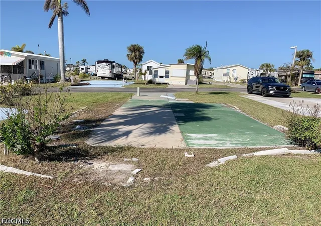 Photo 4 of Land for sale at 19681 Summerlin #208 Rd, Fort Myers, FL 33908 | MLS# 2026028313 | Listing updated on 2026-09-14