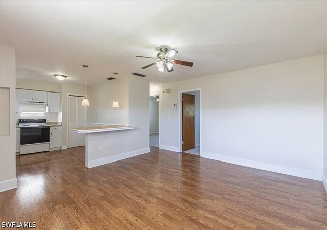 Listing Photo 4 - Condo for sale in building located at 3325 Airport Rd N, Naples, FL 34105 - Unit #S5