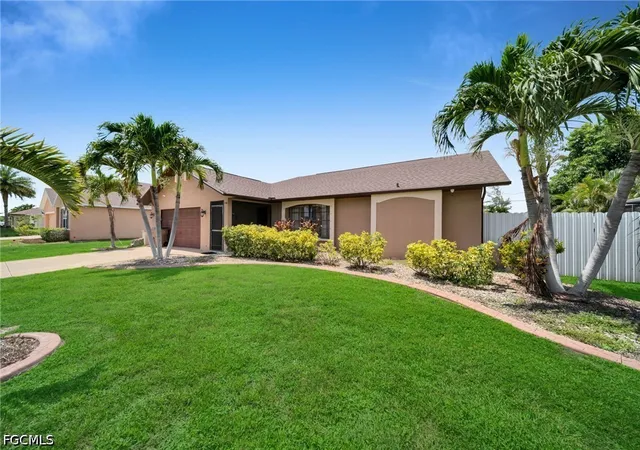 Photo 2 of Single family home for sale at 203 Se 16th Terrace, Cape Coral, FL 33990 | MLS# 2026028708 | Listing updated on 2026-09-14