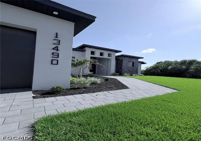 Photo 2 of Single family home for sale at 13490 Los Angeles Ave, Port Charlotte, FL 33981 | MLS# 2026028737 | Listing updated on 2026-09-08