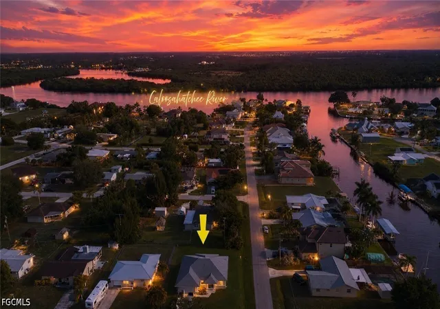 Photo 2 of Single family home for sale at 2115 Bahama Ave, Fort Myers, FL 33905 | MLS# 2026028748 | Listing updated on 2026-09-17