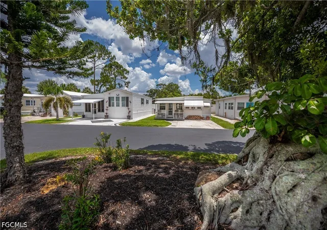 Photo 2 of Manufactured home for sale at 284 Blue Spring Ter, North Fort Myers, FL 33903 | MLS# 2026028755 | Listing updated on 2026-09-11