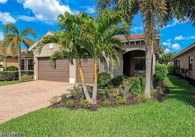 Photo 2 of Single family home for sale at 3224 Pacific Dr, Naples, FL 34119 | MLS# 226025040 | Listing updated on 2026-09-13