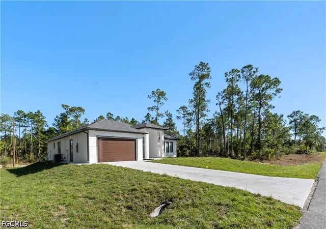 Photo 1 of Single family home for sale at 1112 Calvin Ave, Lehigh Acres, FL 33972 | MLS# 2026028817 | Listing updated on 2026-09-10