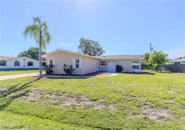Photo 3 of Sale Pending at 4009 Se 9th Court, Cape Coral, FL 33904 | MLS# 226024948 | Listing updated on 2026-10-15