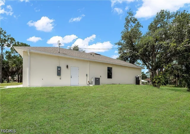 Photo 4 of Single family home for sale at 619 Sheldon Ave, Lehigh Acres, FL 33936 | MLS# 2026028848 | Listing updated on 2026-09-14