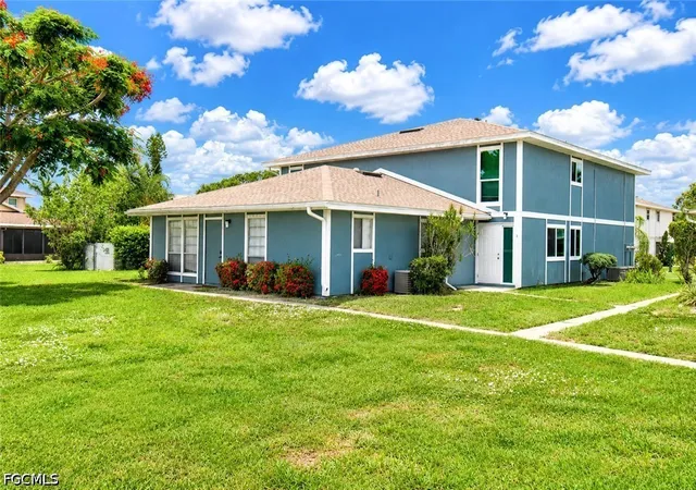 Photo 3 of Condo for sale at 5837 Queen Elizabeth Way #3, Fort Myers, FL 33907 | MLS# 2026028934 | Listing updated on 2026-09-14
