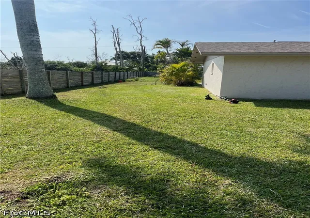Photo 12 of Single family home for sale at 16620 Arbor Ridge Dr, Fort Myers, FL 33908 | MLS# 2026028944 | Listing updated on 2026-09-17