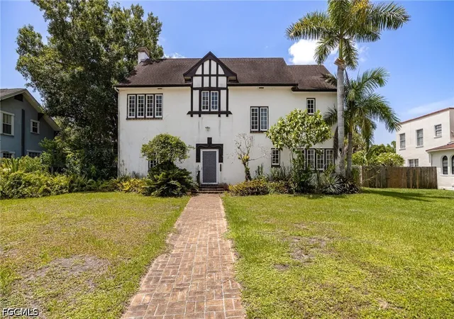 Photo 1 of Single family home for sale at 2644 Providence St, Fort Myers, FL 33916 | MLS# 2026029001 | Listing updated on 2026-09-21