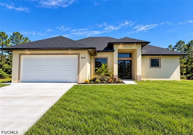 Photo 1 of Single family home for sale at 945 Edgerton Ave, Lehigh Acres, FL 33974 | MLS# 2026029007 | Listing updated on 2026-10-21