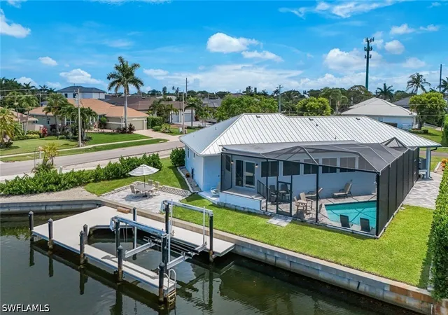 Photo 4 of Single family home for sale at 398 Wales Ct, Marco Island, FL 34145 | MLS# 226025238 | Listing updated on 2026-09-12