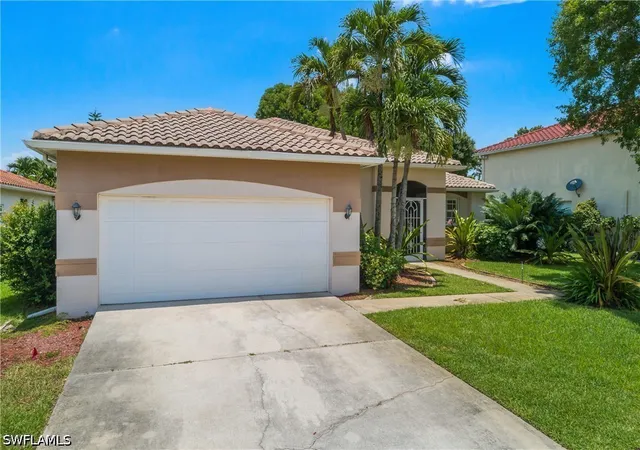 Photo 3 of Single family home for sale at 11082 Lakeland Cir, Fort Myers, FL 33913 | MLS# 226024615 | Listing updated on 2026-09-19