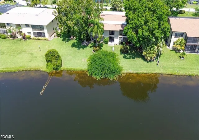 Listing Photo 2 - Condo for sale in building located at 5713 Foxlake Dr, North Fort Myers, FL 33917 - Unit #2