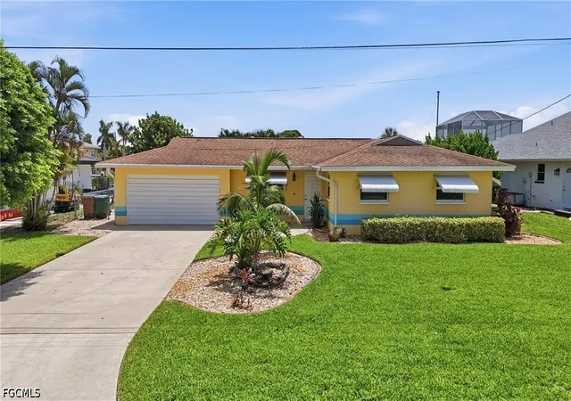 Photo 1 of Single family home for sale at 4933 Triton Ct W, Cape Coral, FL 33904 | MLS# 2026029183 | Listing updated on 2026-09-09
