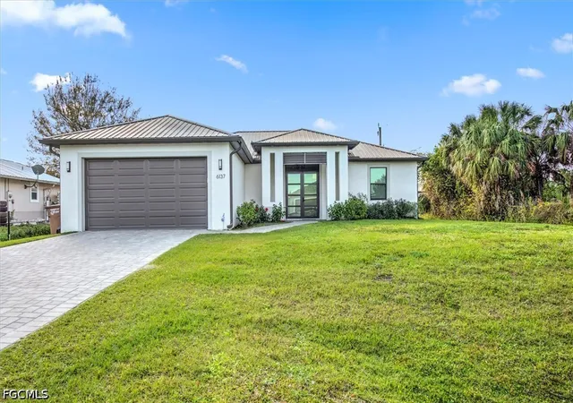 Photo 2 of Single family home for sale at 6137 Holt Ct, Fort Myers, FL 33905 | MLS# 2026029223 | Listing updated on 2026-09-08