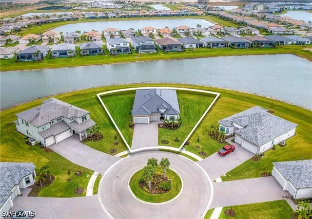 Photo 3 of Single family home for sale at 18236 Killinton Ct, Estero, FL 33928 | MLS# 226025145 | Listing updated on 2026-09-03