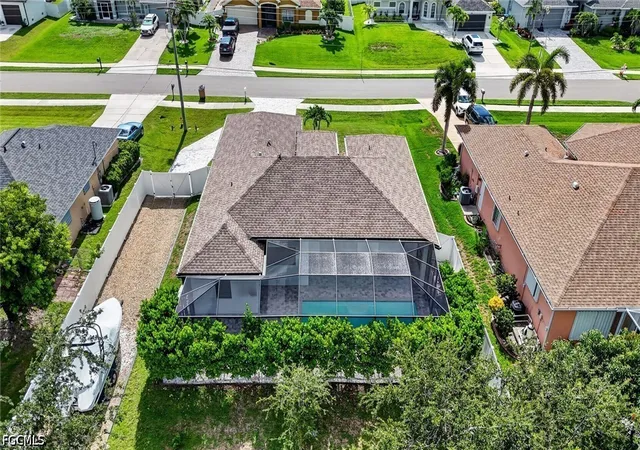 Photo 4 of Sale Pending at 420 SW 29th Avenue, Cape Coral, FL 33991 | MLS# 2026029374 | Listing updated on 2026-09-06