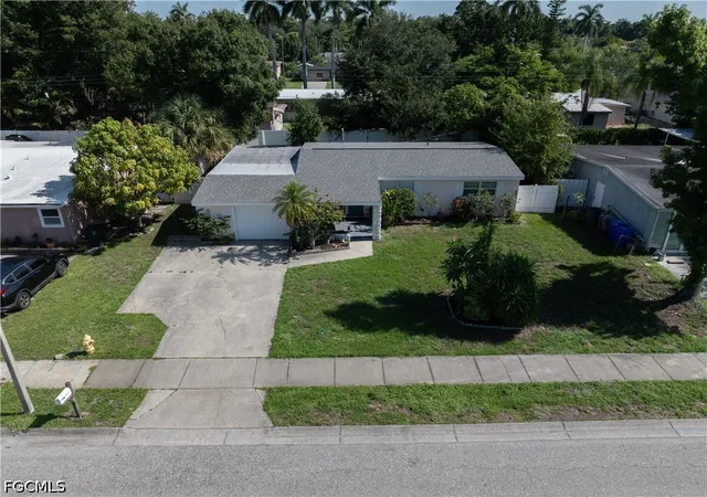 Photo 3 of Single family home for sale at 1643 Ricardo Ave, Fort Myers, FL 33901 | MLS# 2026029386 | Listing updated on 2026-09-21