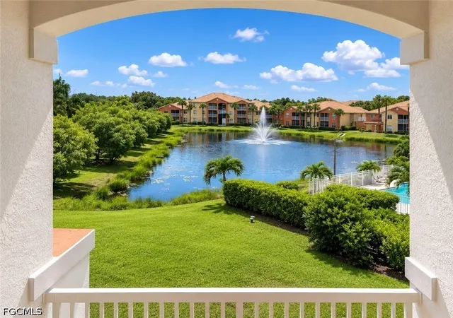 Listing Photo 1 - Condo for sale in building located at 6490 Aragon Wy, Fort Myers, FL 33966 - Unit #303