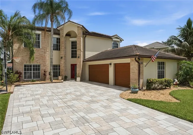 Single family home for sale at 308 Wentworth Ct, Naples, FL 34104 | MLS# 226025394