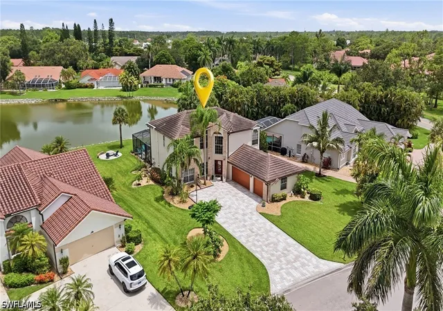 Photo 1 of Single family home for sale at 308 Wentworth Ct, Naples, FL 34104 | MLS# 226025394 | Listing updated on 2026-09-16