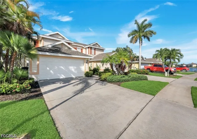 Photo 2 of Townhouse for sale at 3532 Milan Dr, Fort Myers, FL 33916 | MLS# 2026029594 | Listing updated on 2026-09-10
