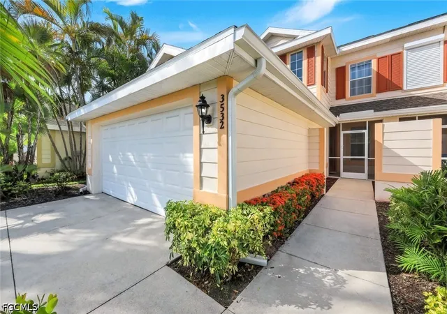 Photo 3 of Townhouse for sale at 3532 Milan Dr, Fort Myers, FL 33916 | MLS# 2026029594 | Listing updated on 2026-09-10