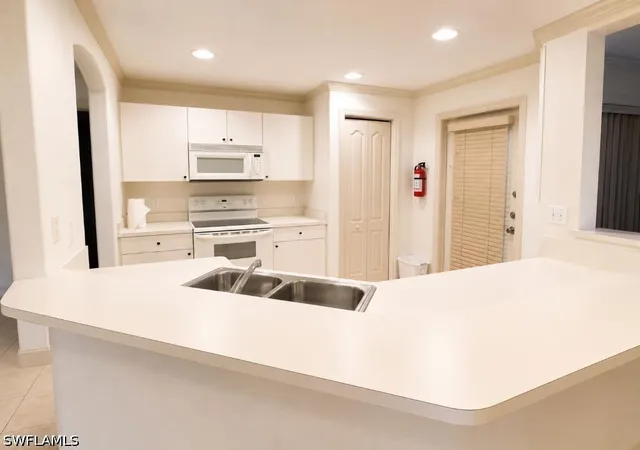Photo 3 of Single family home for sale at 2008 Viscaya Pkwy, Cape Coral, FL 33990 | MLS# 226025682 | Listing updated on 2026-09-03