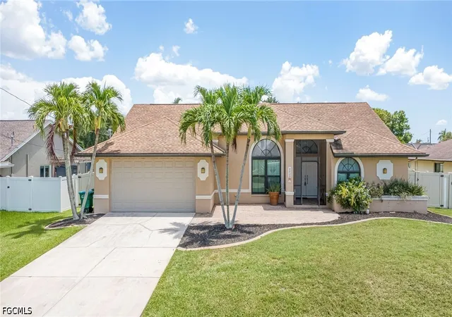 Photo 2 of Sale Pending at 1722 Se 2nd Street, Cape Coral, FL 33990 | MLS# 2026029836 | Listing updated on 2026-09-02