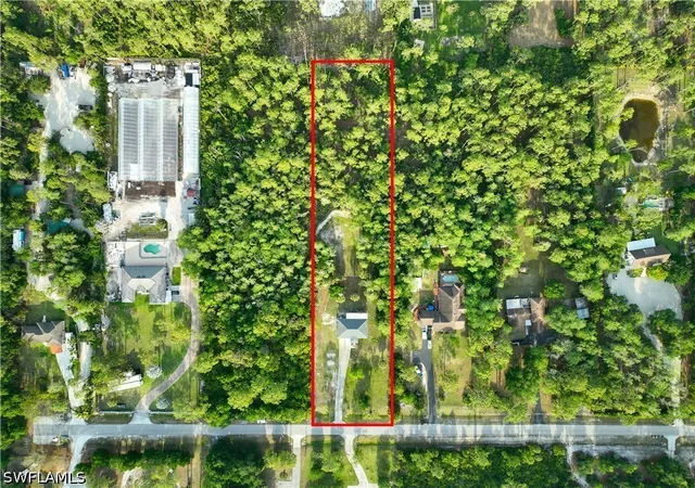 Photo 3 of Single family home for sale at 3110 4th Street Nw, Naples, FL 34120 | MLS# 226025885 | Listing updated on 2026-09-14
