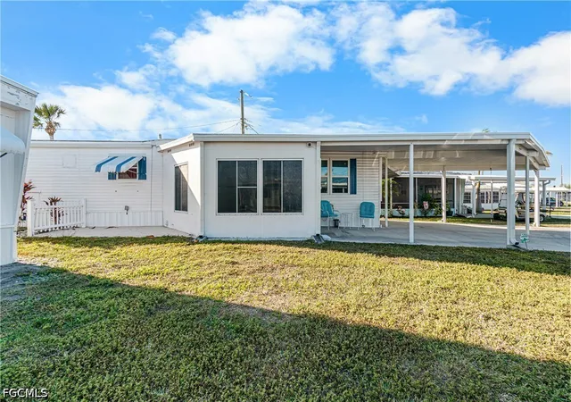 Photo 3 of Sale Pending at 5558 Palm Beach Blvd #45, Fort Myers, FL 33905 | MLS# 2026029910 | Listing updated on 2026-09-10