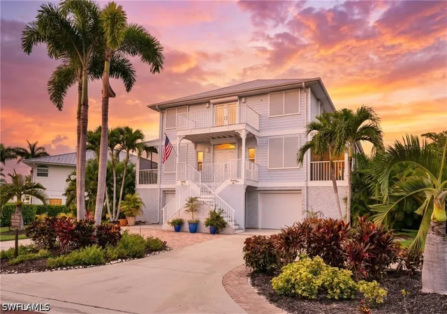 Photo 2 of Single family home for sale at 200 Topanga Dr, Bonita Springs, FL 34134 | MLS# 226025219 | Listing updated on 2026-09-09