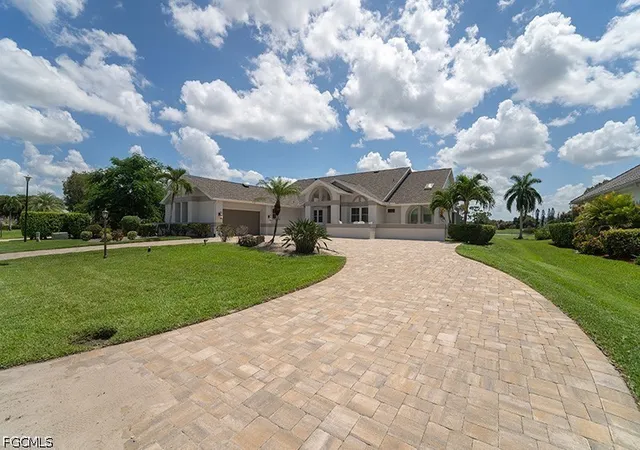 Photo 1 of Single family home for sale at 16918 Timberlakes Dr, Fort Myers, FL 33908 | MLS# 2026029967 | Listing updated on 2026-10-22