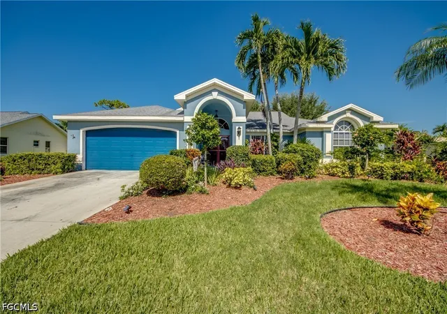 Photo 3 of Single family home for sale at 4600 SW 5th Place, Cape Coral, FL 33914 | MLS# 2026029970 | Listing updated on 2026-09-15