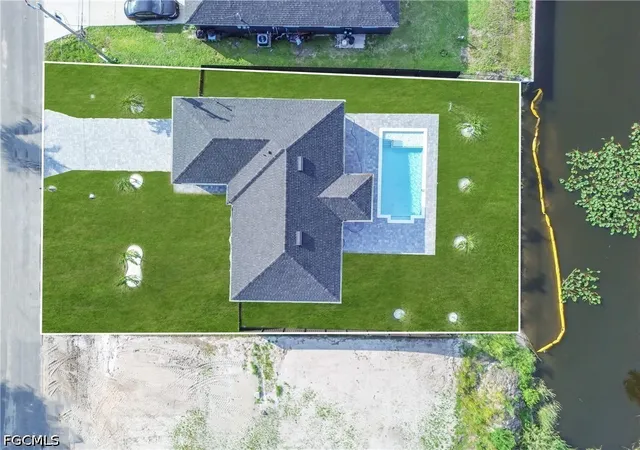 Photo 4 of Single family home for sale at 1111 NE 19th Avenue, Cape Coral, FL 33909 | MLS# 2026029993 | Listing updated on 2026-09-15