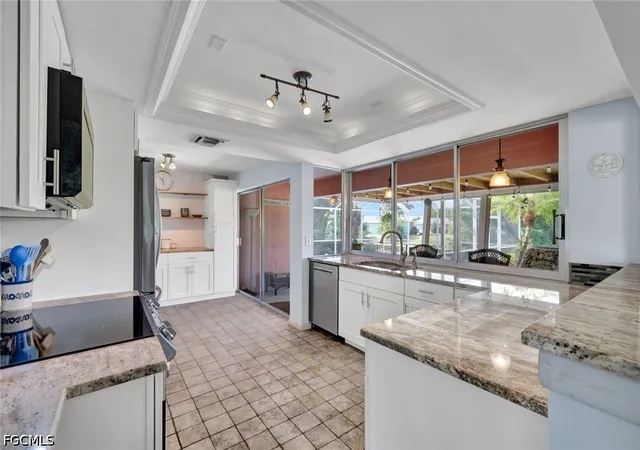 Photo 3 of Sale Pending at 4232 Se 8th Place, Cape Coral, FL 33904 | MLS# 2026030073 | Listing updated on 2026-10-01