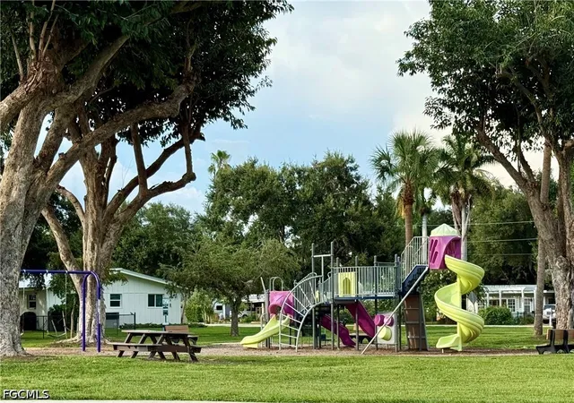 Photo 35 of Sale Pending at 1669 Grove Ave, Fort Myers, FL 33901 | MLS# 2026030089 | Listing updated on 2026-09-11