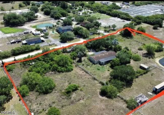 Photo 3 of Manufactured home for sale at 630 N Coral St, Clewiston, FL 33440 | MLS# 2026030165 | Listing updated on 2026-09-07
