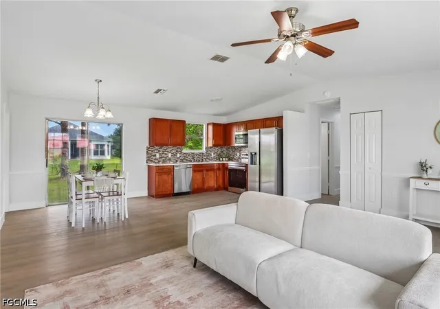 Photo 4 of Sale Pending at 3709 10th Street SW, Lehigh Acres, FL 33976 | MLS# 2026030189 | Listing updated on 2026-09-18