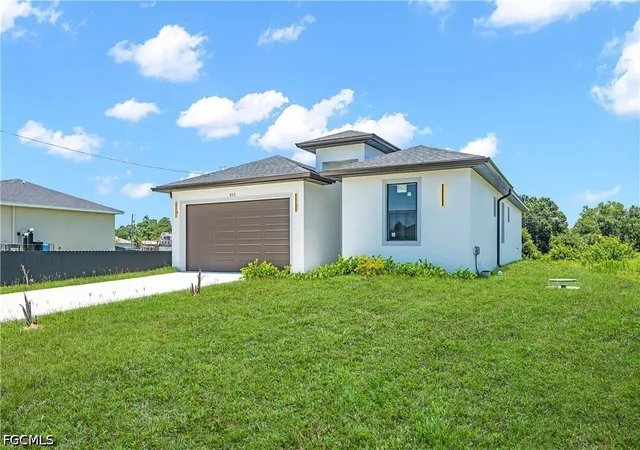Photo 2 of Single family home for sale at 433 Rayford St, Lehigh Acres, FL 33974 | MLS# 2026030194 | Listing updated on 2026-09-24