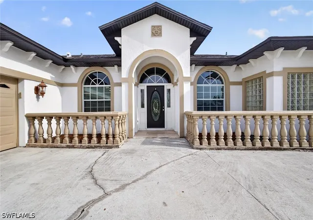 Photo 1 of Single family home for sale at 8044 San Carlos Blvd, Fort Myers, FL 33967 | MLS# 226026044 | Listing updated on 2026-09-10