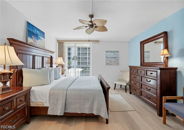 Listing Photo 5 - Condo for sale in building located at 7146 Estero Blvd, Fort Myers Beach, FL 33931 - Unit #212