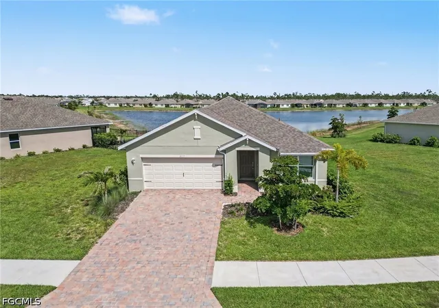 Photo 2 of Single family home for sale at 20313 Camino Torcido Loop, North Fort Myers, FL 33917 | MLS# 2026030277 | Listing updated on 2026-10-14
